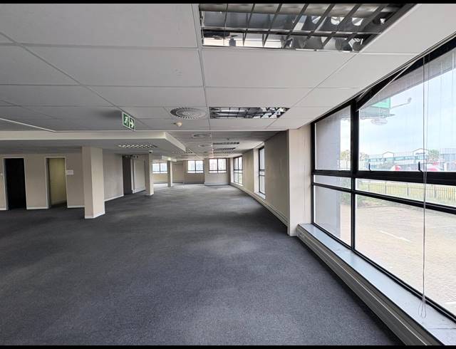 771M² OFFICE TO LET IN NOORDWYK
